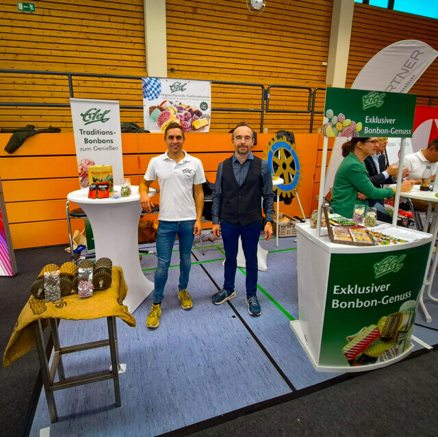 Edel auf dem Berufswege&shy;kompass