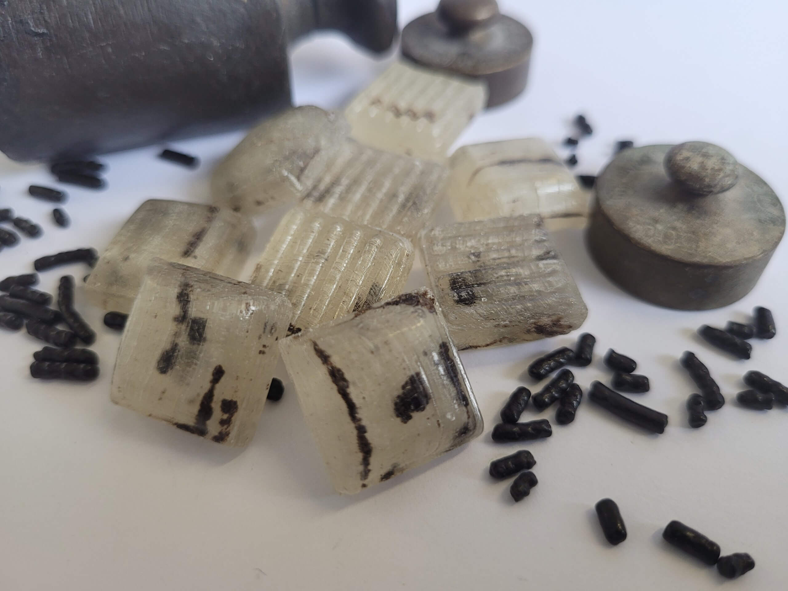 Cachou-Würfel Detail